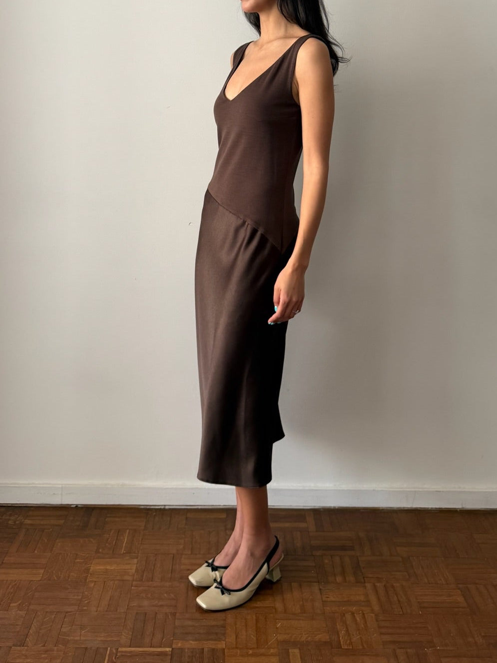 Blumarine FW1998 Two-Tone Satin Midi Dress Chocolate Brown IT 44 | Sable Vintage Blumarine FW1998 Two-Tone Satin Midi Dress Chocolate Brown IT 44 | Sable Vintage