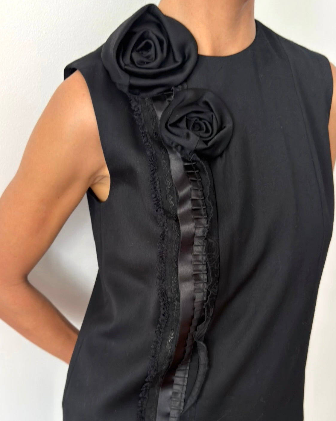Kenzo 1990s Floral Rosette Sleeveless Top