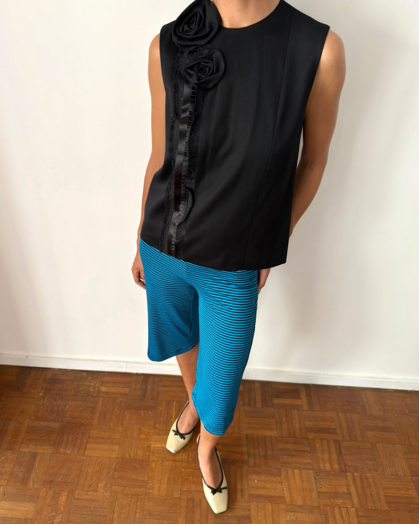 Kenzo 1990s Floral Rosette Sleeveless Top
