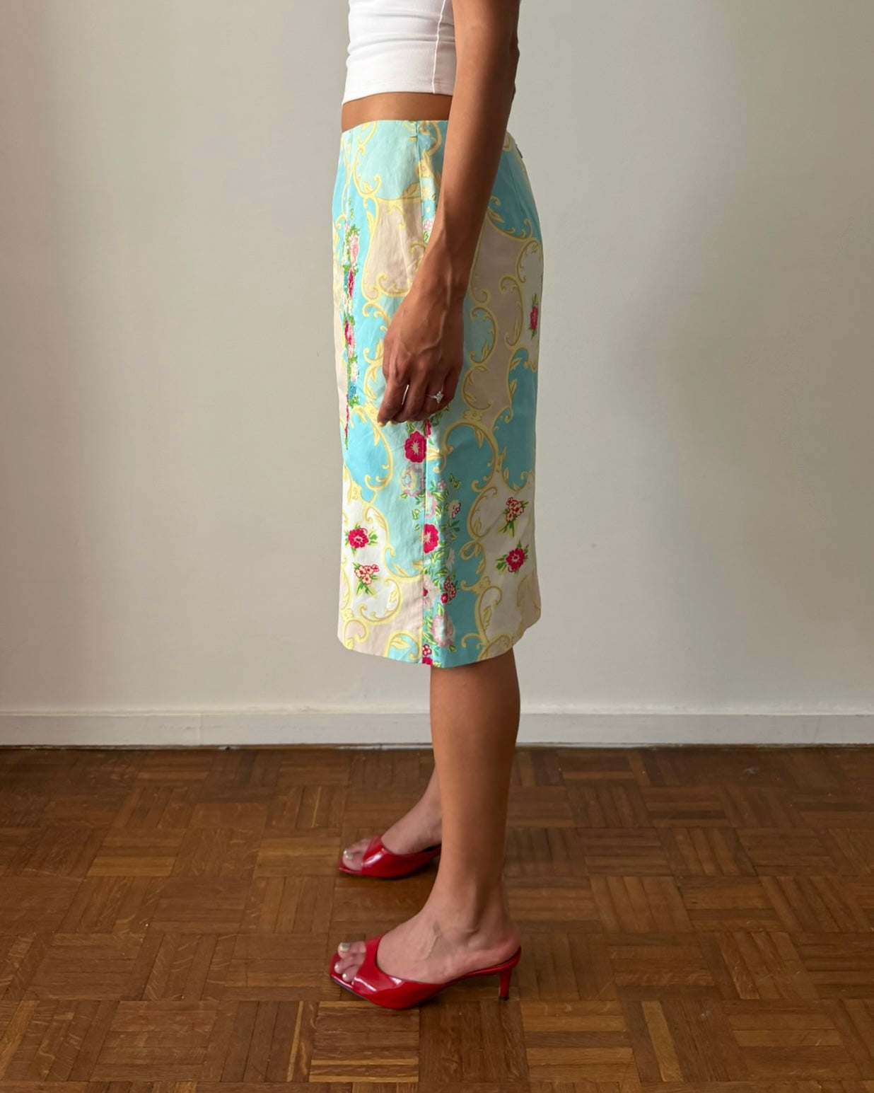 Blumarine Anna Molinari SS2001 Embroidered Floral Pencil Skirt